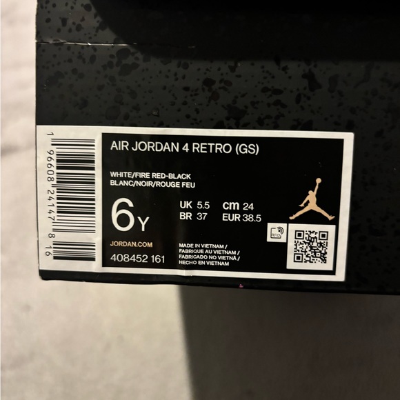 Only worn once! - Picture 3 of 8